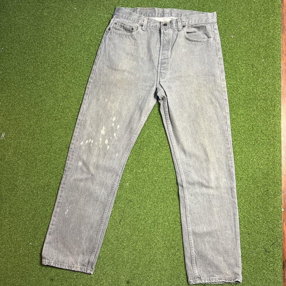 Vintage Levi's 501 33x32 Button Fly WPL423 Men's Gray Denim Jeans Made in USA